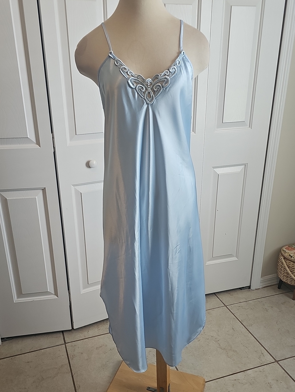 Intimate Affair Vintage Nightgown Womens L Blue Lace Satin Y2K Sleepwear Size L